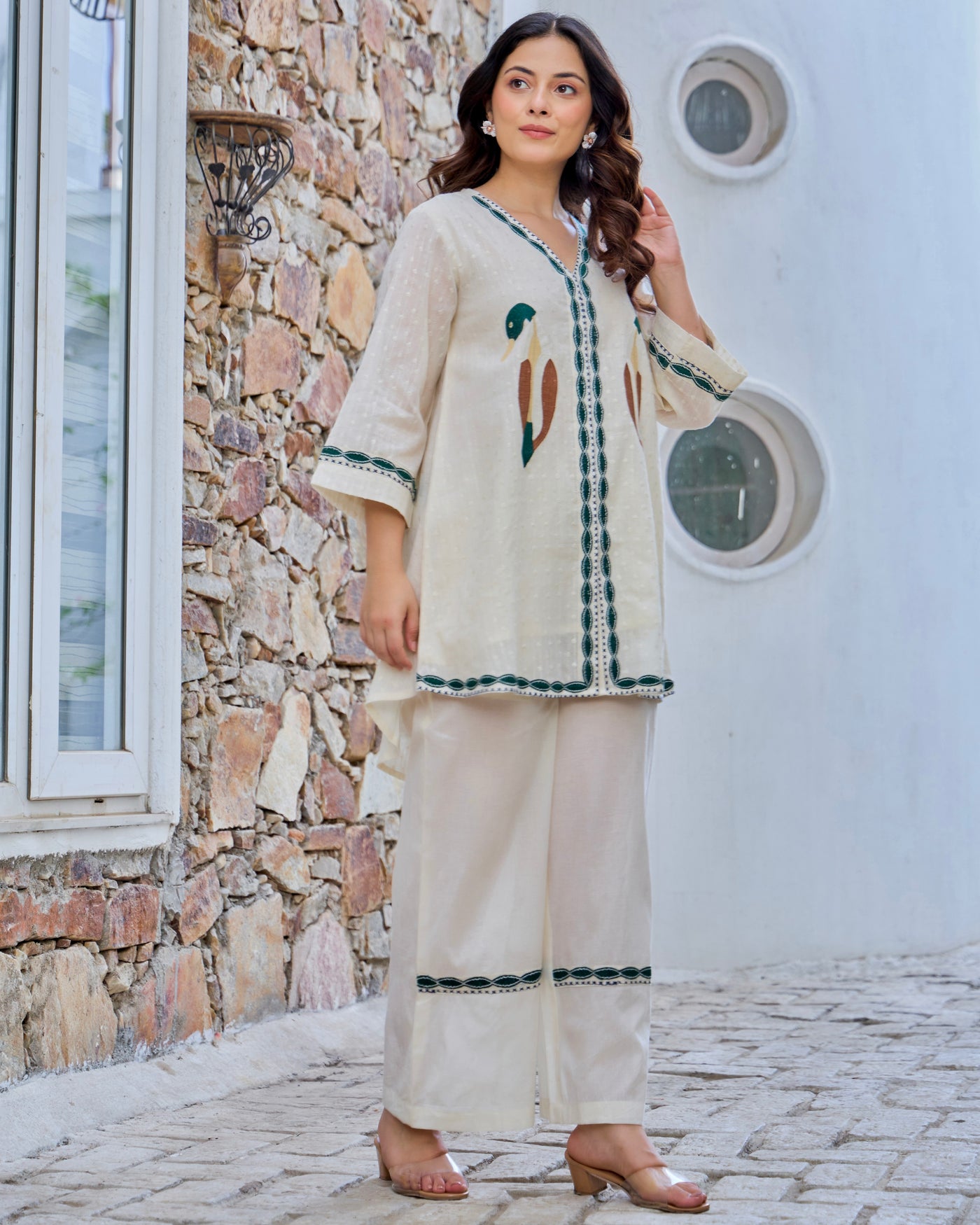 Vanilla Bloom Threaded Classic Cotton Co-ord