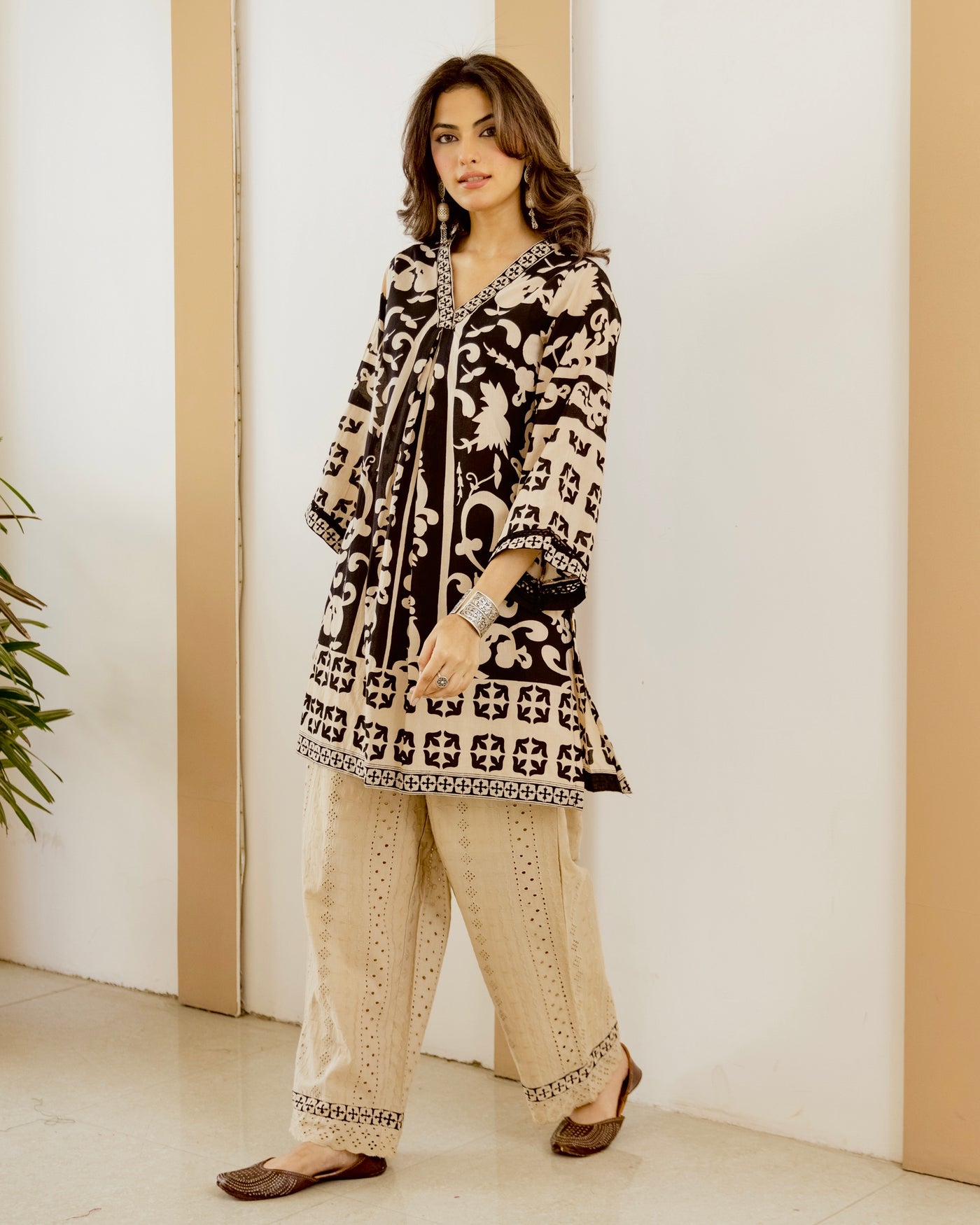 Ivory Black Schiffli Bottom Cotton Kurta Set