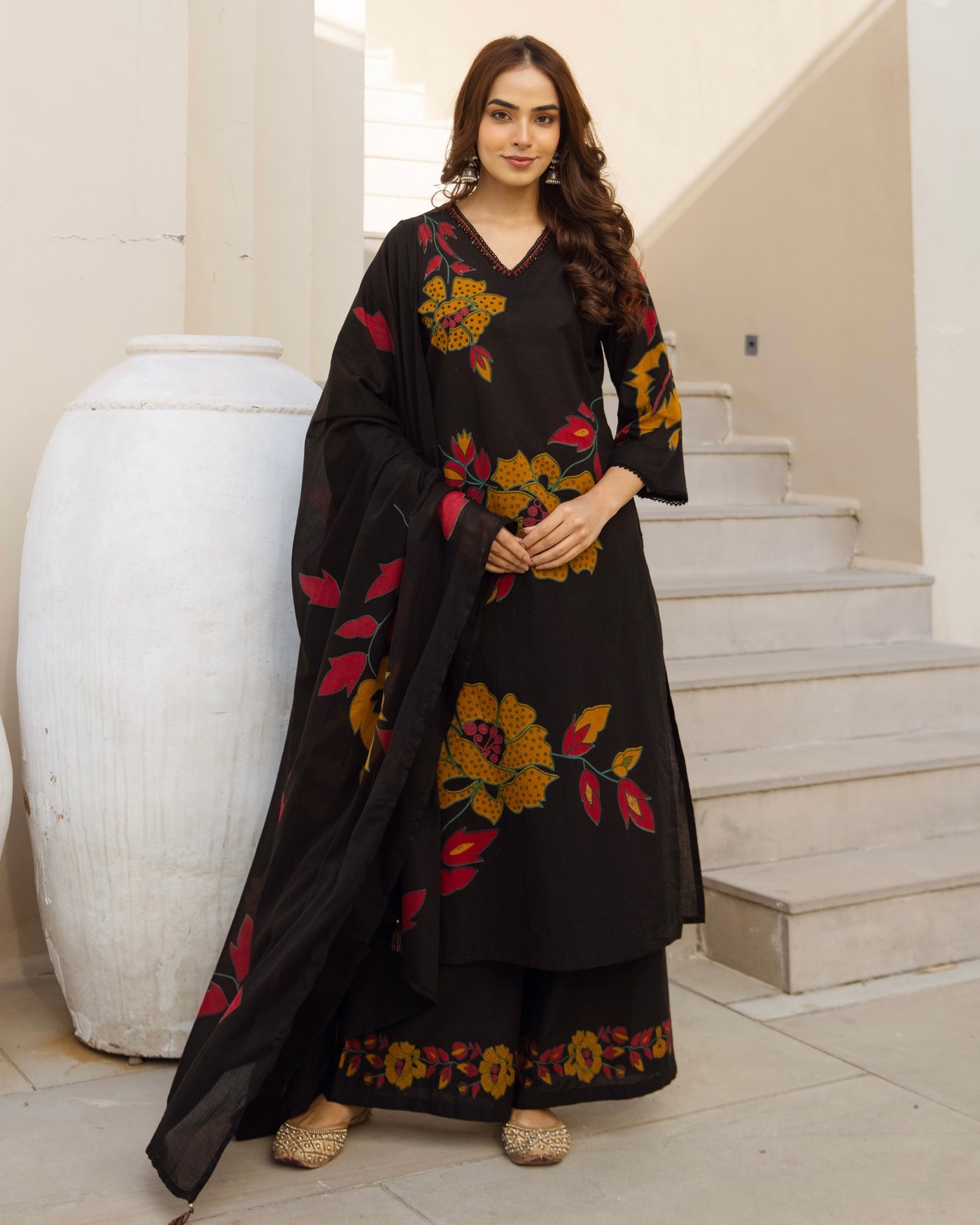Black Meadow Autumn Flora Cotton Suit