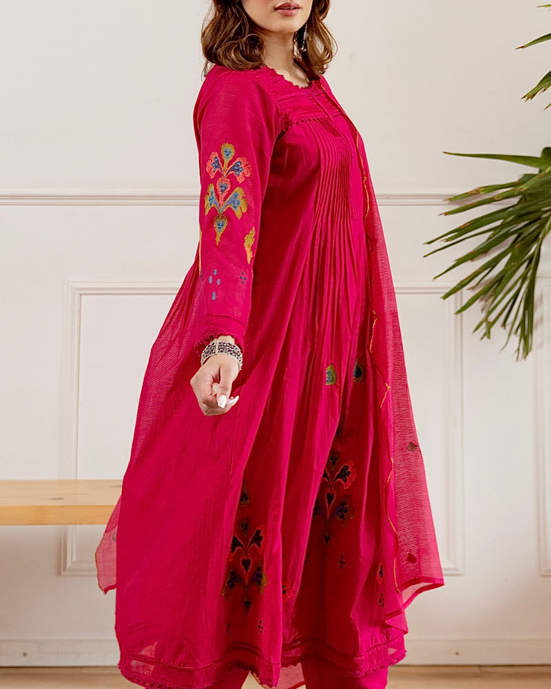 Pink Noor A Line Threadwork Mul Chanderi Suit