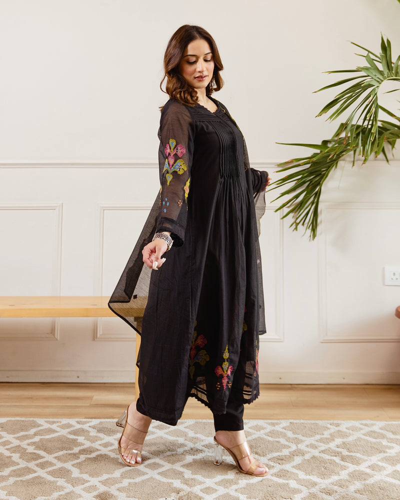 Black Noor A Line Threadwork Mul Chanderi Suit