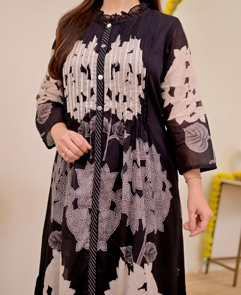 Black Bloom Pintex Mul Cotton A Line Kurta Set