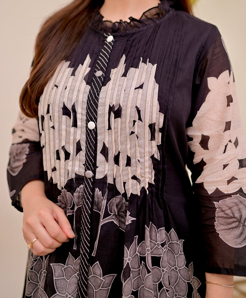 Black Bloom Pintex Mul Cotton A Line Kurta Set