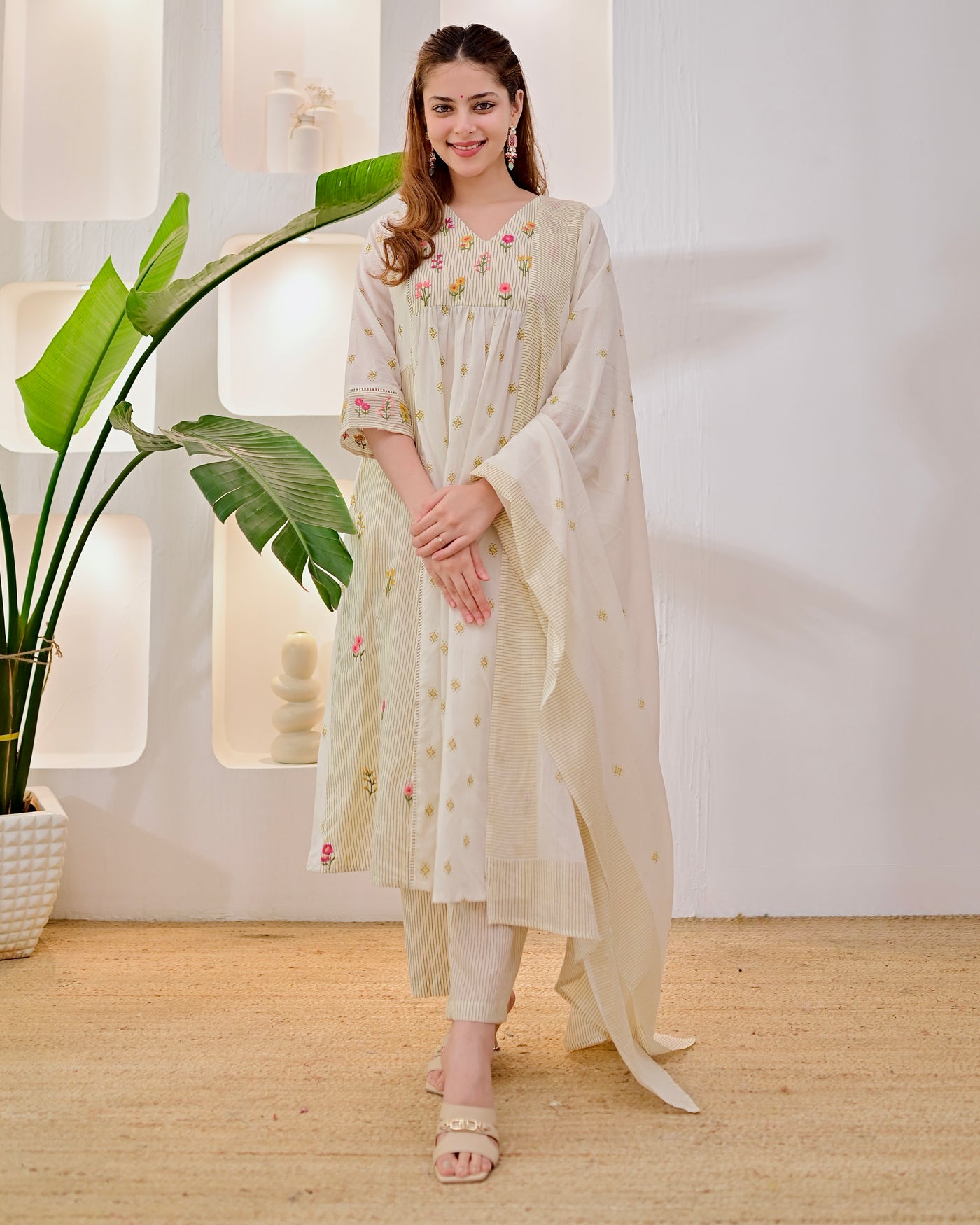 Ivory Minimal Threadwork Mul Cotton A Line Suit