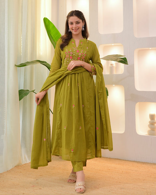 Olive Garden Threadwork A Line Mul Cotton Suit
