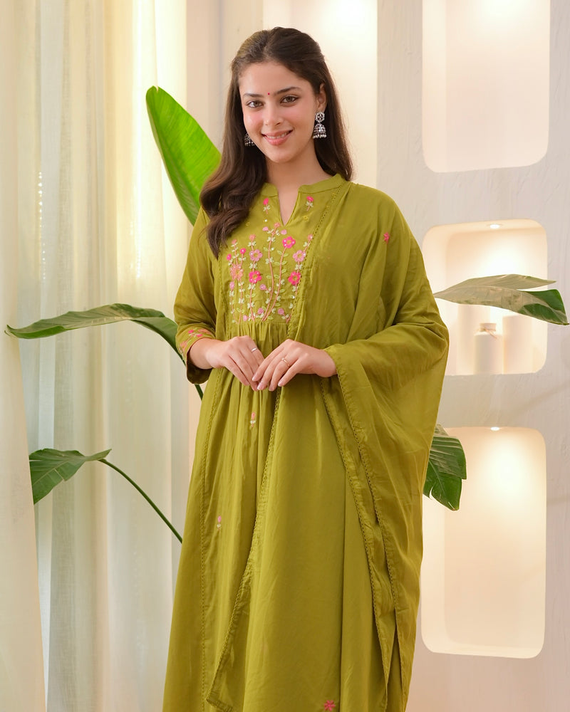 Olive Garden Threadwork A Line Mul Cotton Suit