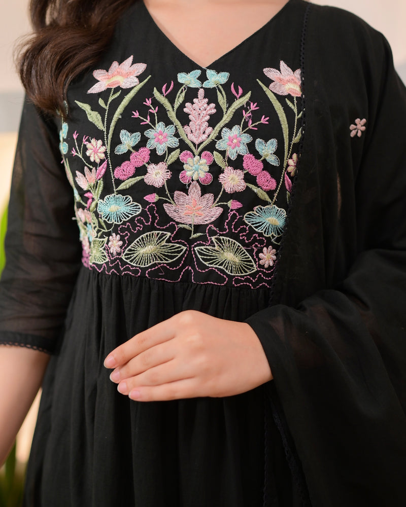 Black Lotus Threadwork A Line Mul Cotton Suit