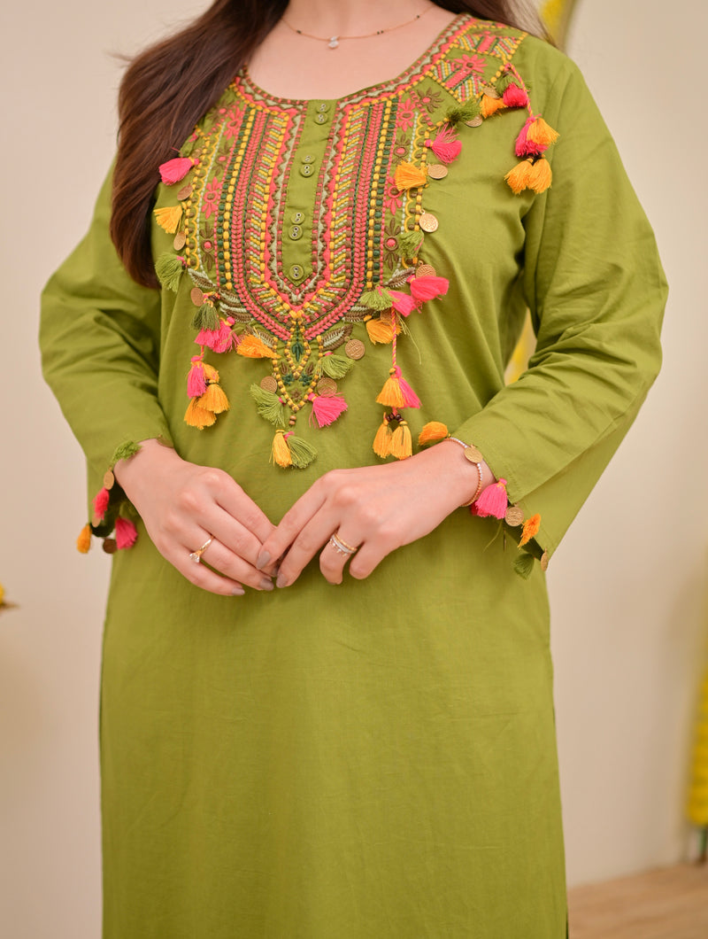 Green Threadwork Tasseled Cotton Kurta Set