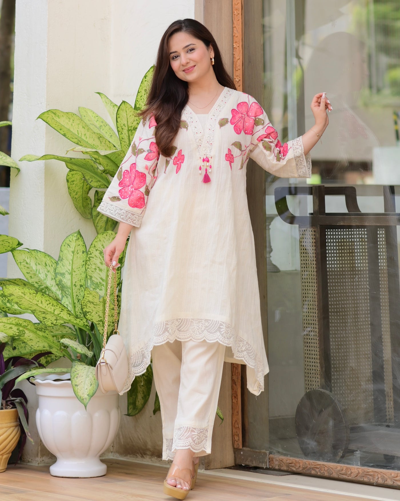 Ivory Pink 2 PC A Line Handwork Pakistani Cotton Co-ord Set For Women Label Madhuri Thakkar Ivory Pink 2 PC A Line Handwork Pakistani Cotton Co-ord Set For Women Label Madhuri Thakkar