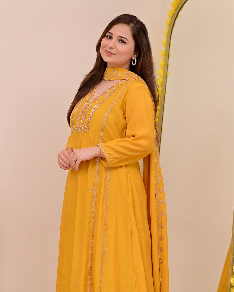 Sunhera Noor Handwork Mul Chanderi A Line Suit