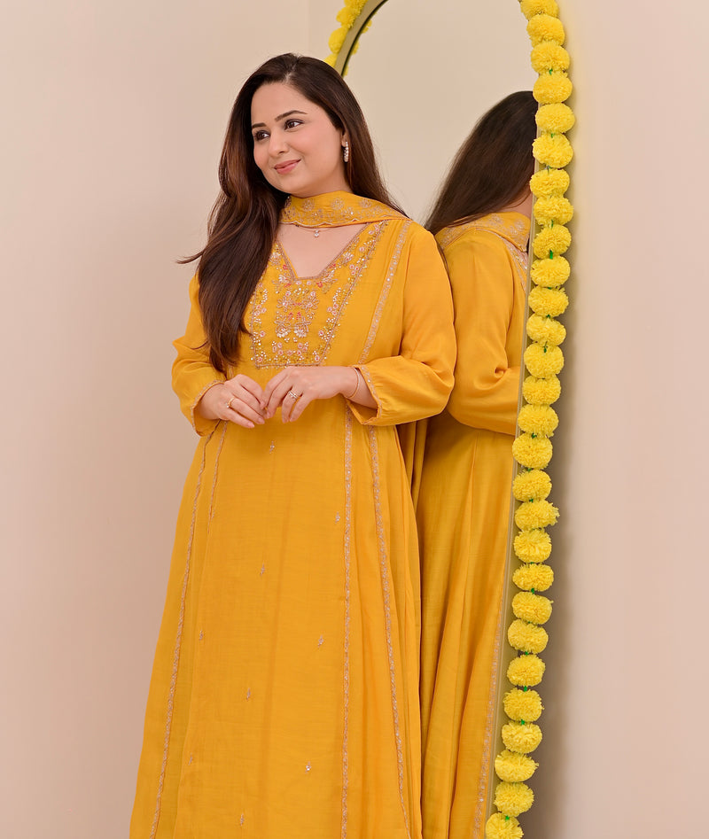 Sunhera Noor Handwork Mul Chanderi A Line Suit