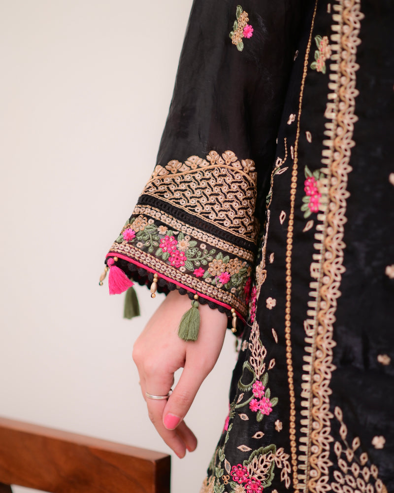 Black Pakistani Threadwork Goldcrush Festive Suit
