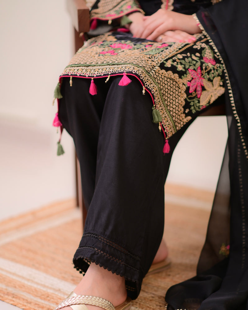 Black Pakistani Threadwork Goldcrush Festive Suit