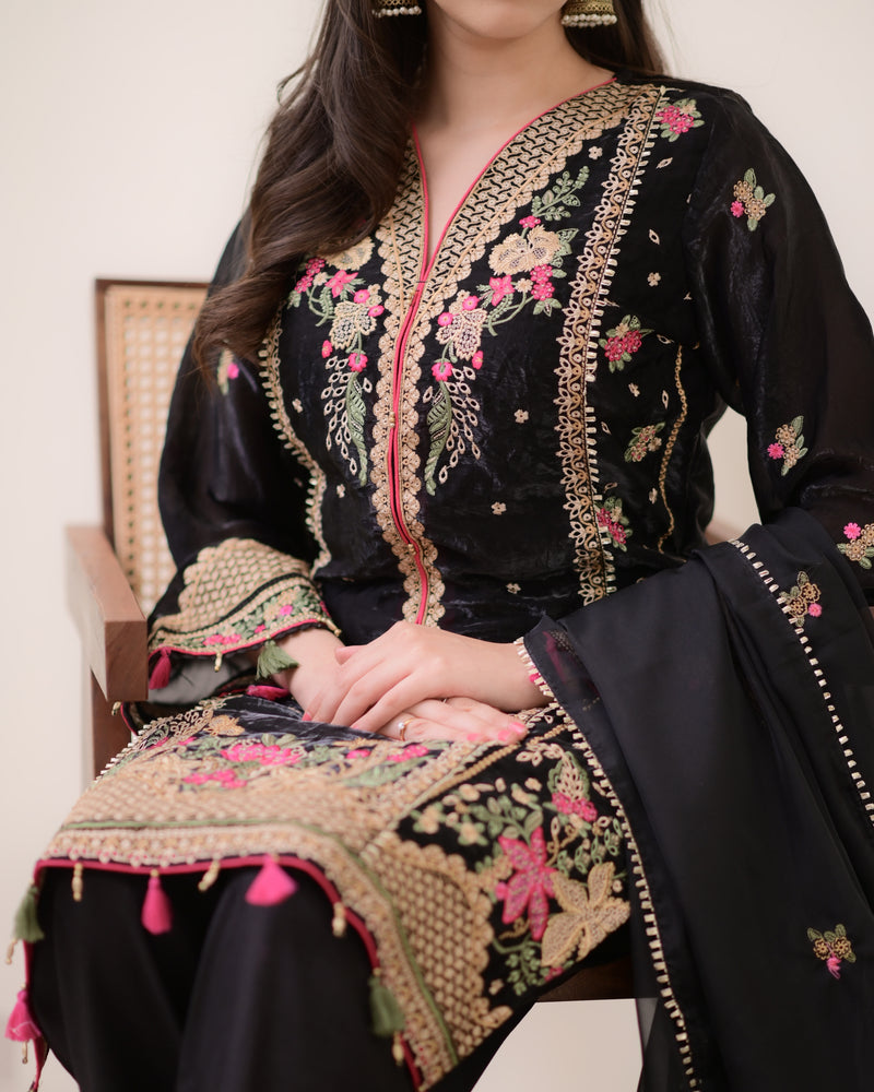 Black Pakistani Threadwork Goldcrush Festive Suit