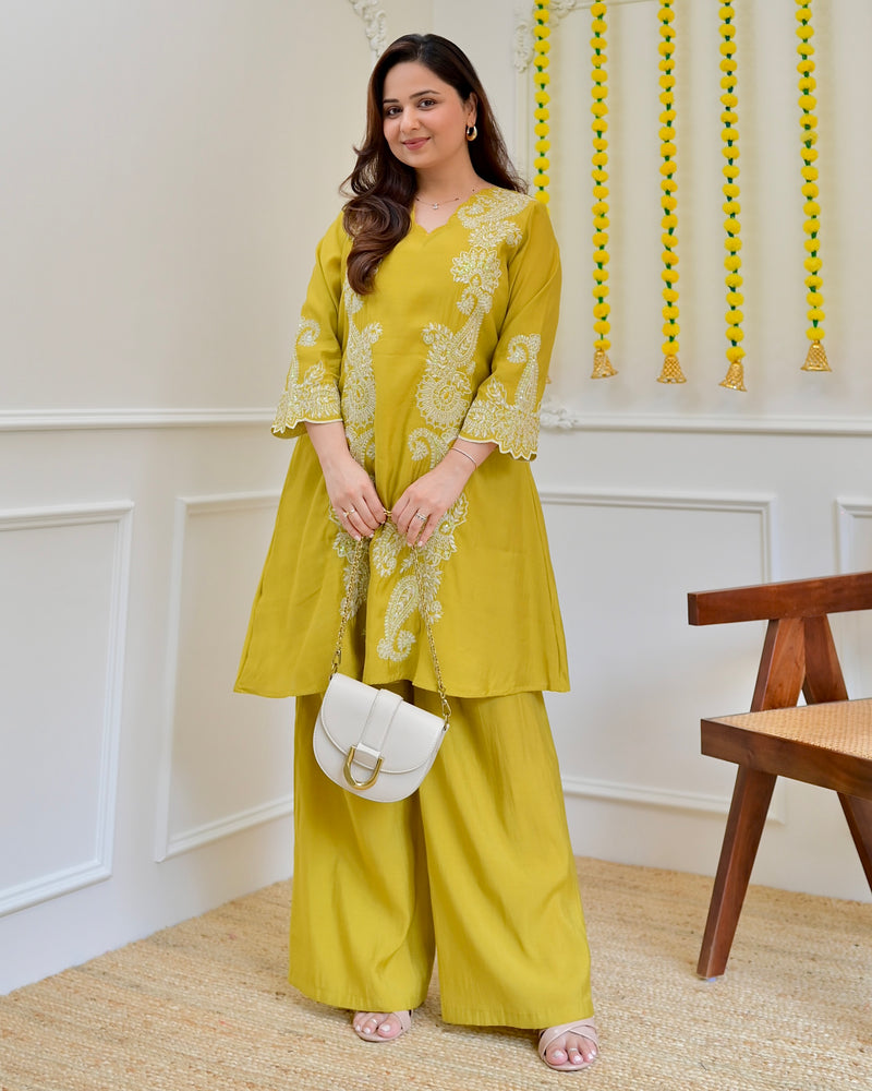 Yellow Muslin Silk Paisley Threadwork Festive Co-ord
