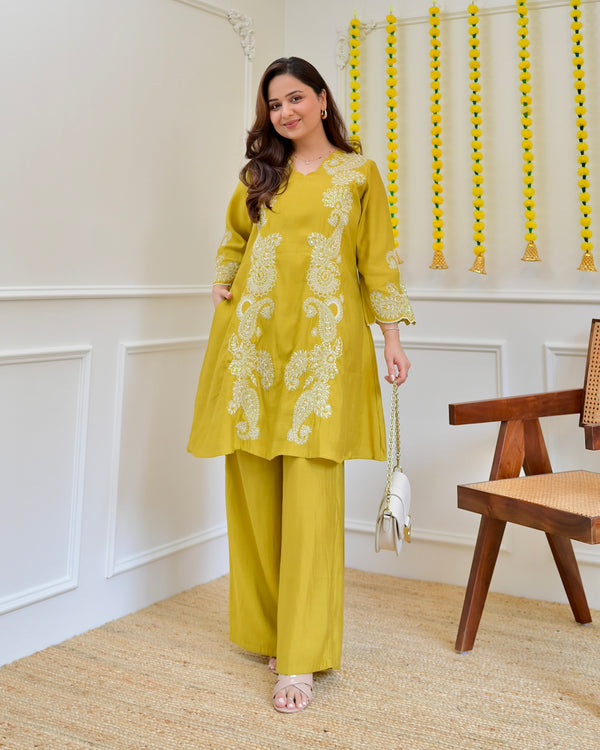 Yellow Muslin Silk Paisley Threadwork Festive Co-ord