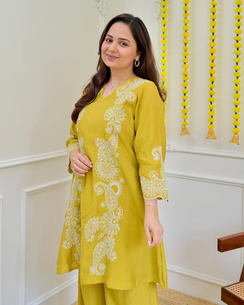 Yellow Muslin Silk Paisley Threadwork Festive Co-ord