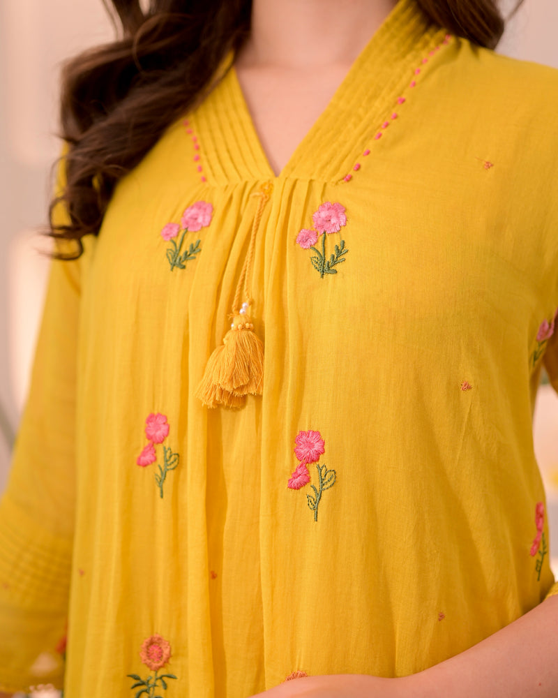 Sunshine Blossom Mul Cotton Threaded A Line Suit