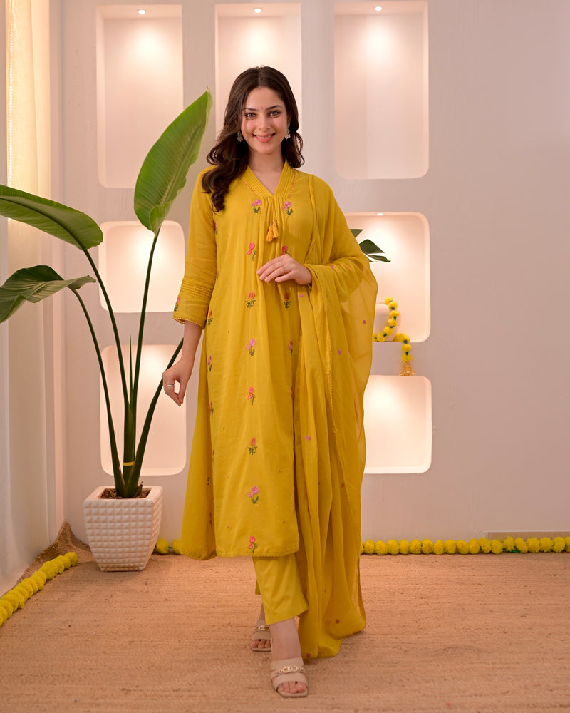 Sunshine Blossom Mul Cotton Threaded A Line Suit