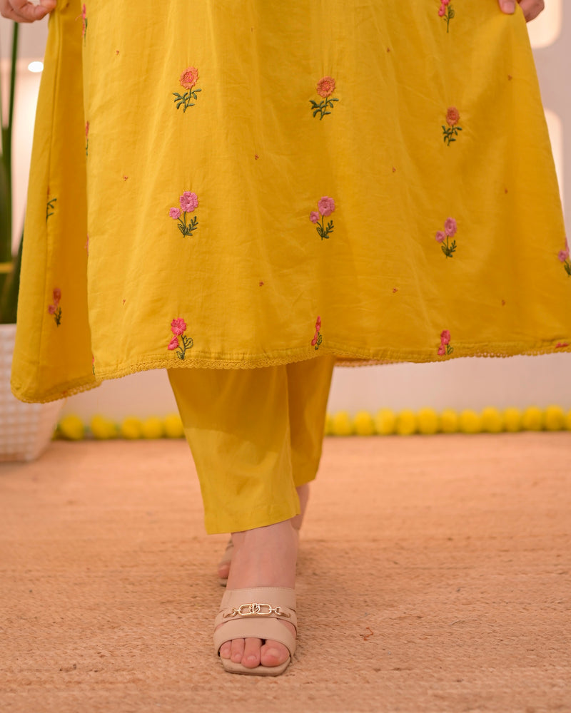 Sunshine Blossom Mul Cotton Threaded A Line Suit