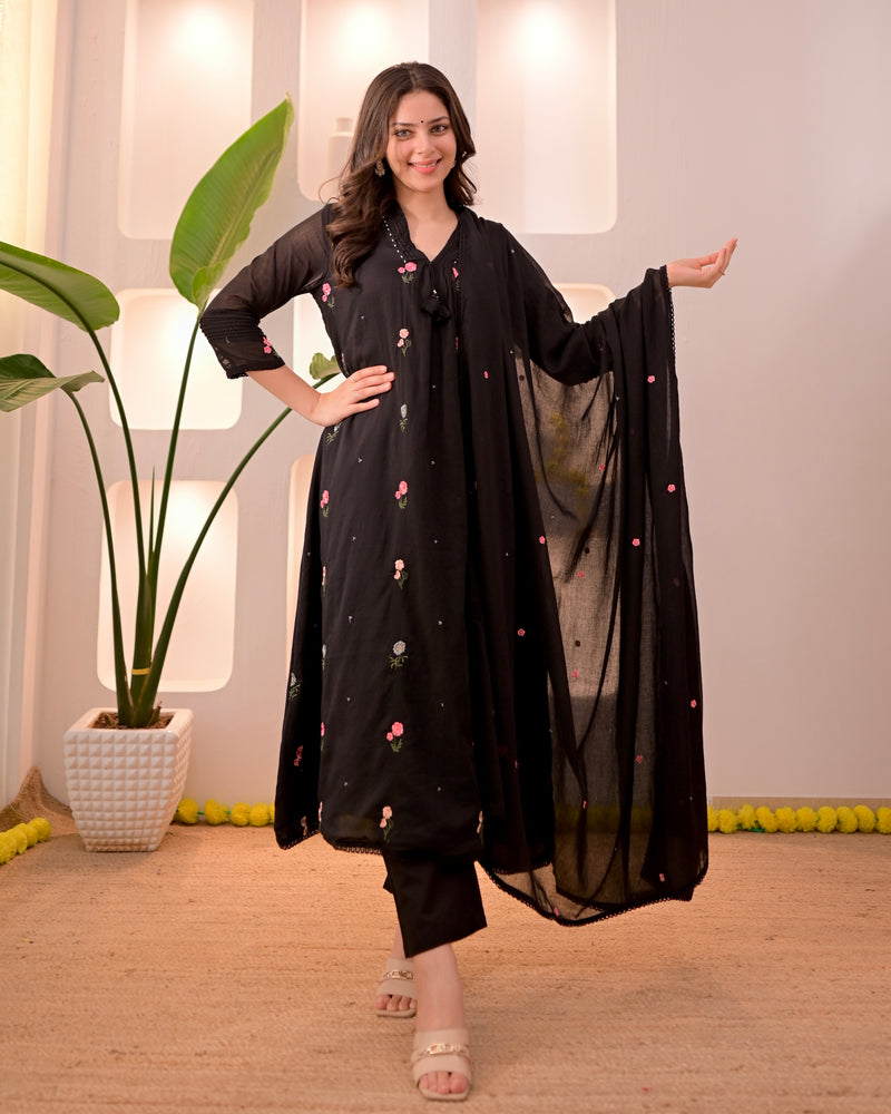 Black Blossom Mul Cotton Threaded A Line Suit