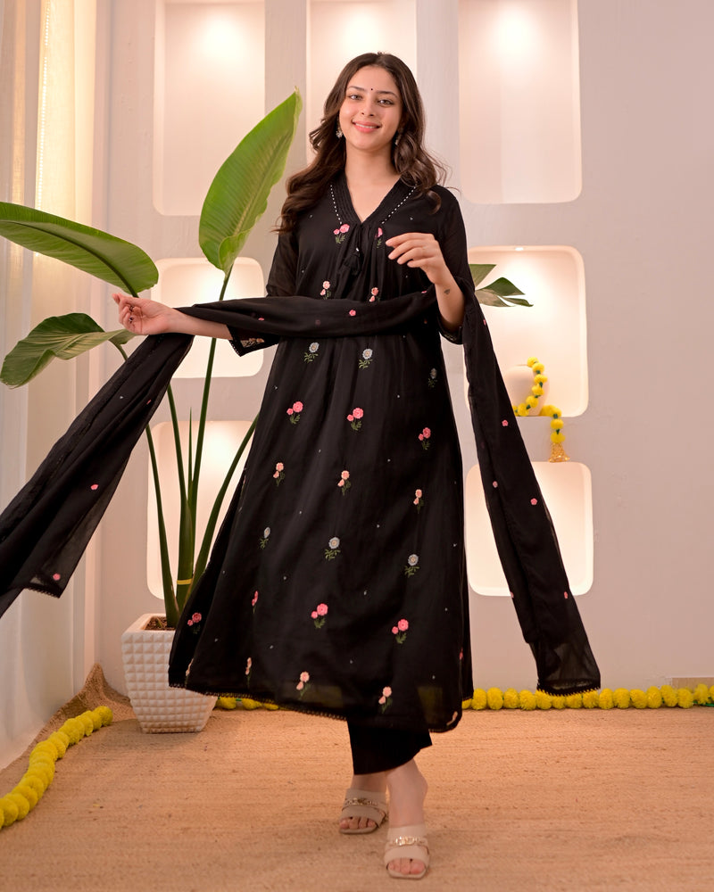 Black Blossom Mul Cotton Threaded A Line Suit