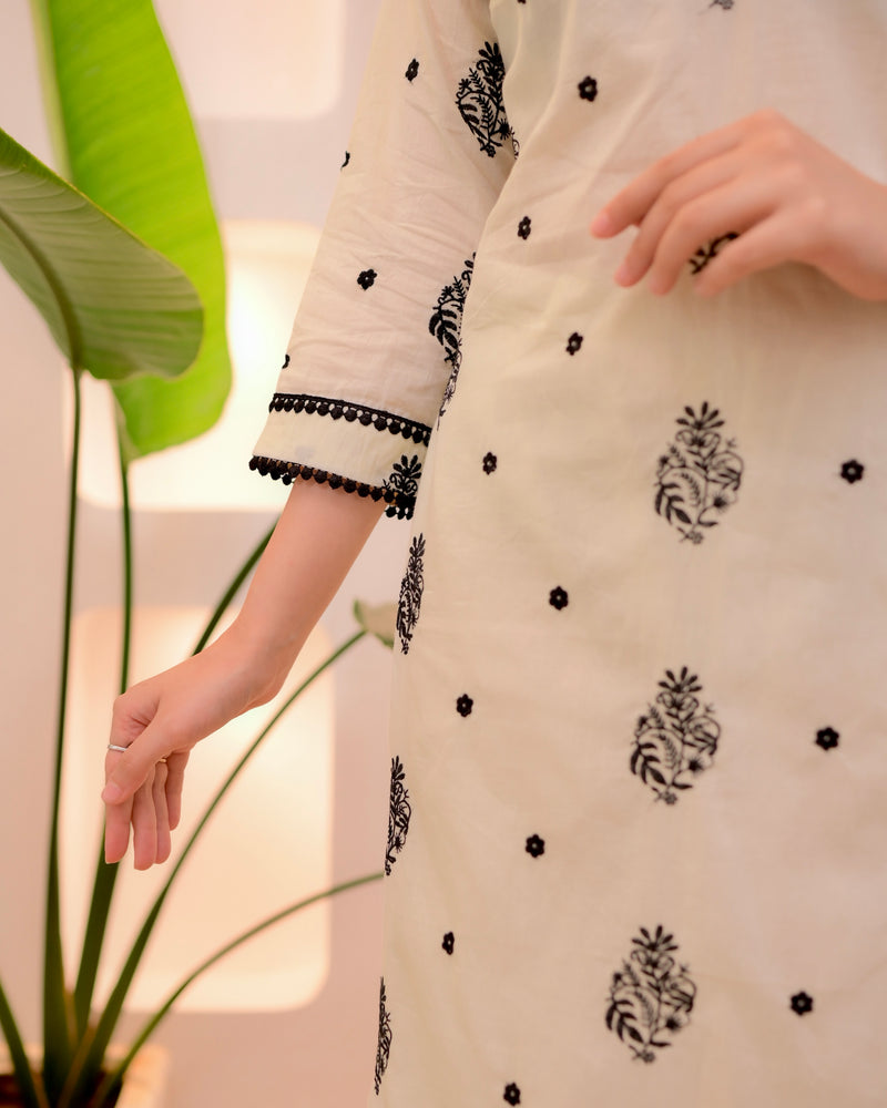Ivory Noor Threadwork Premium Chanderi Cotton Suit