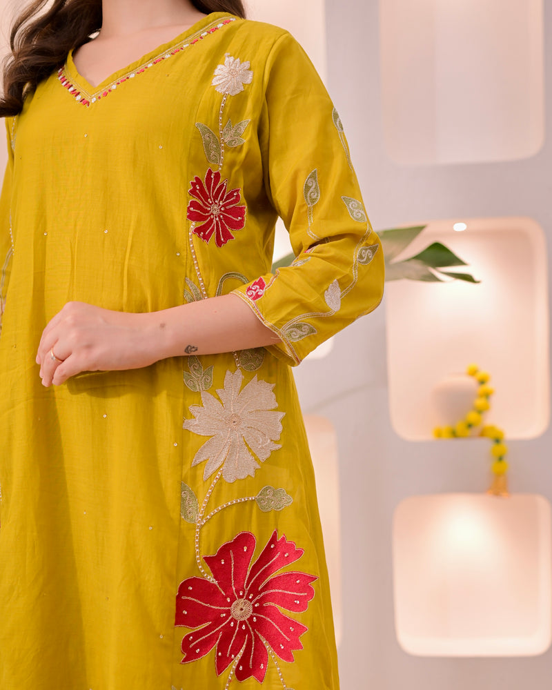 Mustard Mehfil Mul Chanderi A Line Threadwork Suit