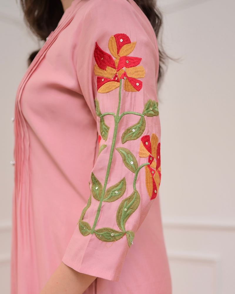 Onion Pink A Line Threadwork Roman Silk Kurta Set