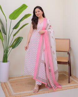Baby Pink Blooming Mul Cotton Suit