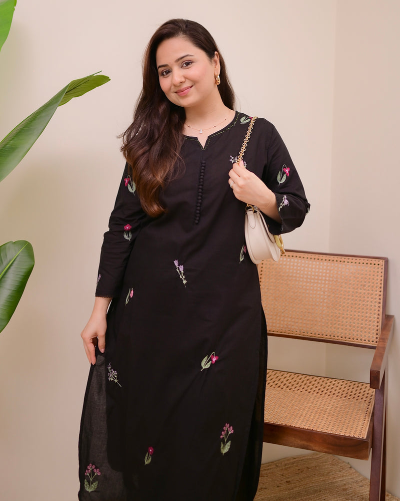 Black Minimal Floral Threadwork Cotton Kurta Set