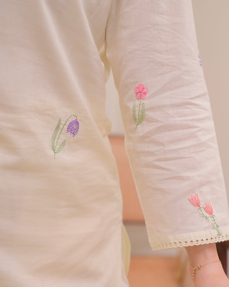 Ivory Minimal Floral Threadwork Cotton Kurta Set