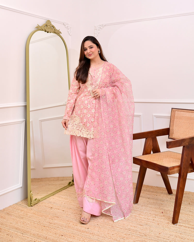 Baby Pink Floral Threadwork Cotton Farshi Shalwar Suit