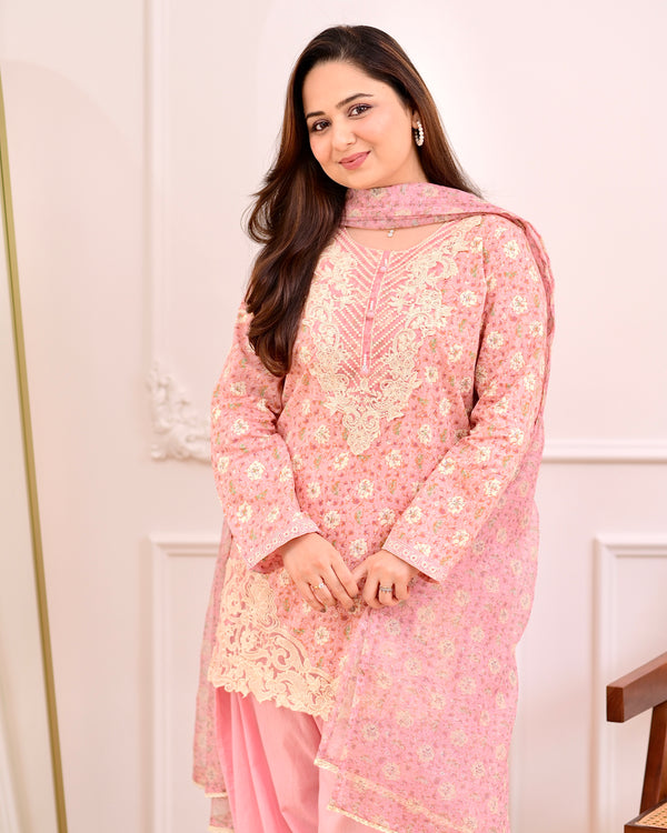 Baby Pink Floral Threadwork Cotton Farshi Shalwar Suit