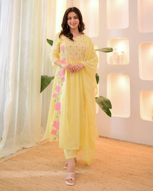 Sunshine Blossom Threadwork Mul Cotton A Line Suit