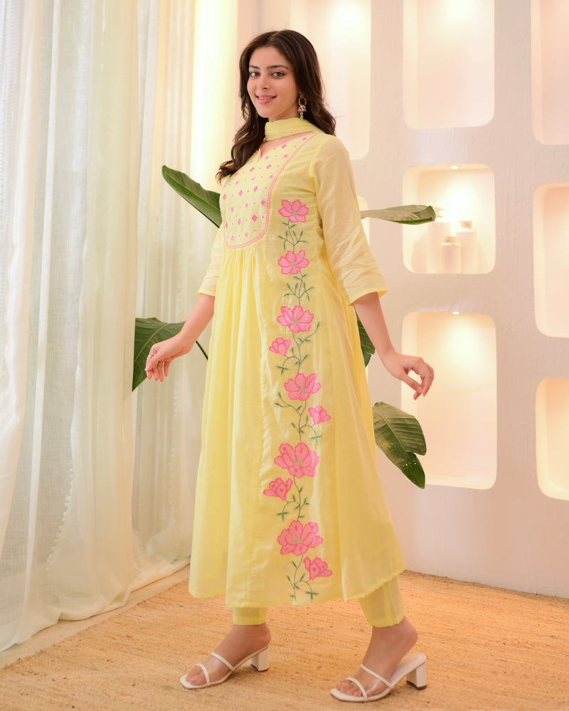 Sunshine Blossom Threadwork Mul Cotton A Line Suit