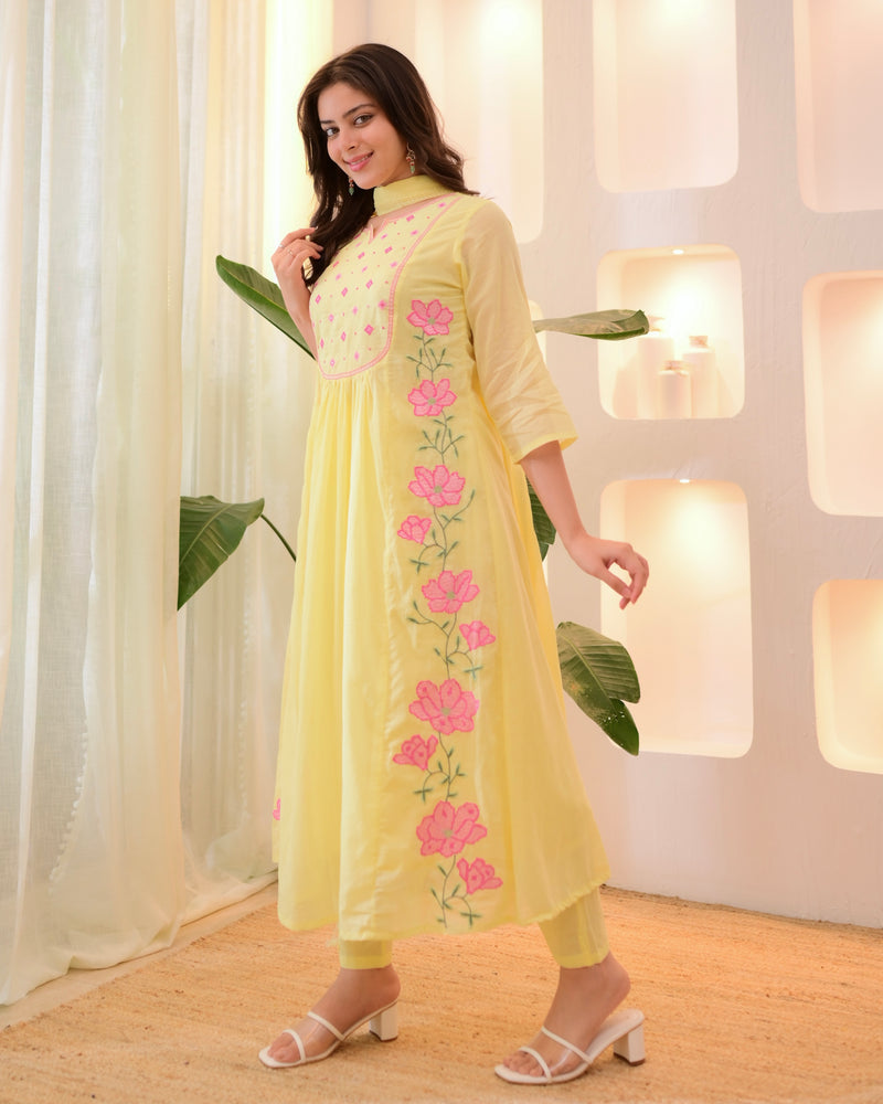 Sunshine Blossom Threadwork Mul Cotton A Line Suit