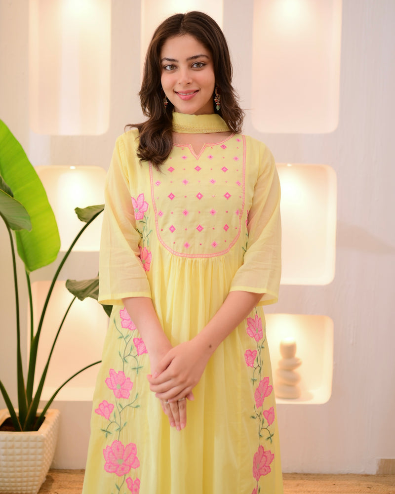Sunshine Blossom Threadwork Mul Cotton A Line Suit