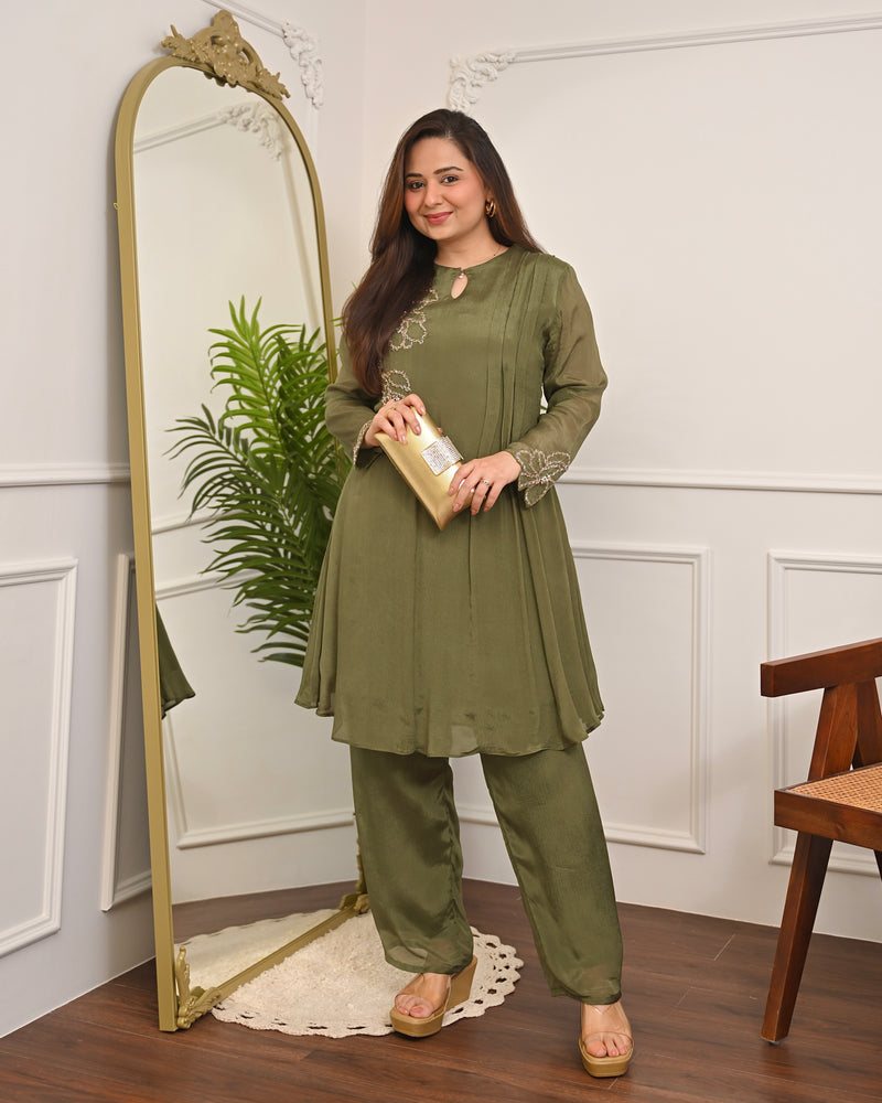 Olive Muse Chinnon Handwork Festive Co-ord