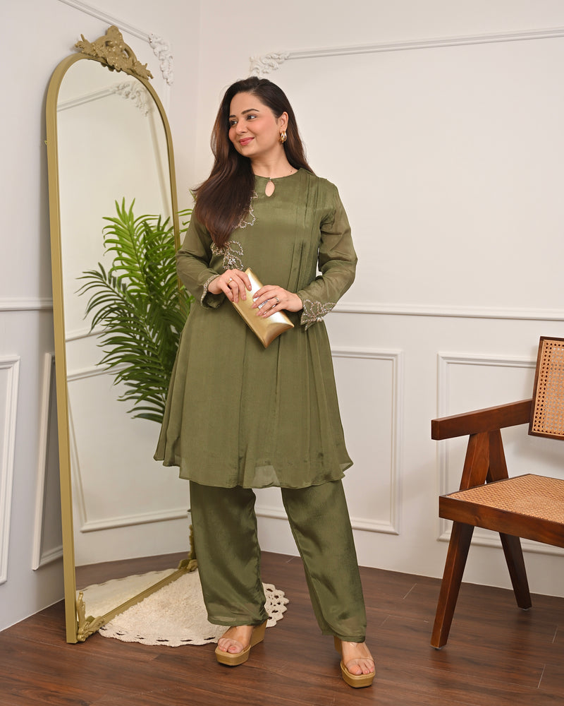 Olive Muse Chinnon Handwork Festive Co-ord