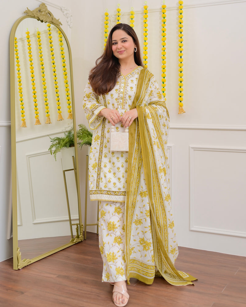 Ivory Yellow Floral Mirror Work Cotton Suit