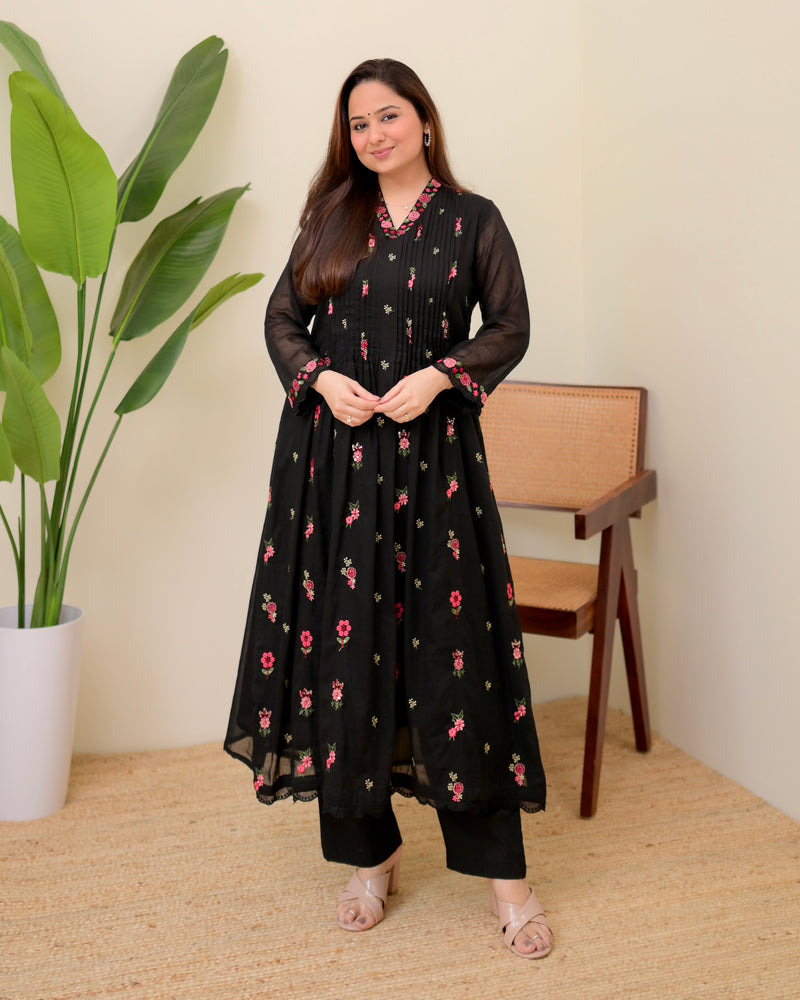 Black Rose Threadwork Mul Cotton A Line Suit