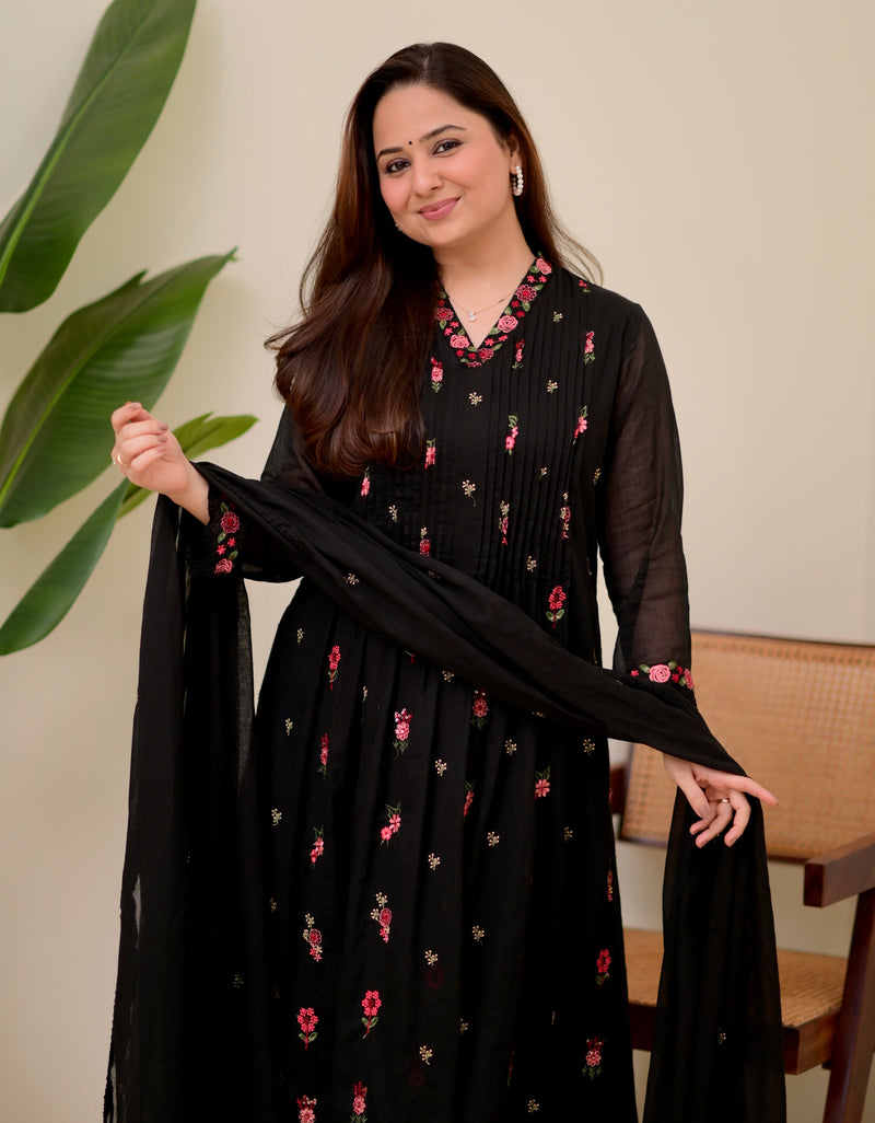 Black Rose Threadwork Mul Cotton A Line Suit