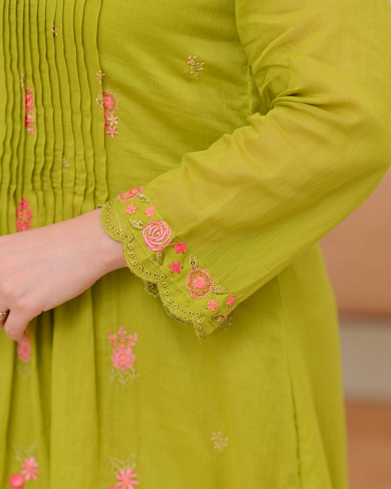Lime Green Rose Threadwork Mul Cotton A Line Suit