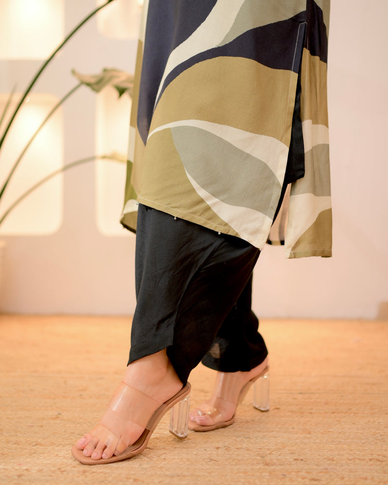 Black Botanic Bloom Handwork Dhoti Co-ord
