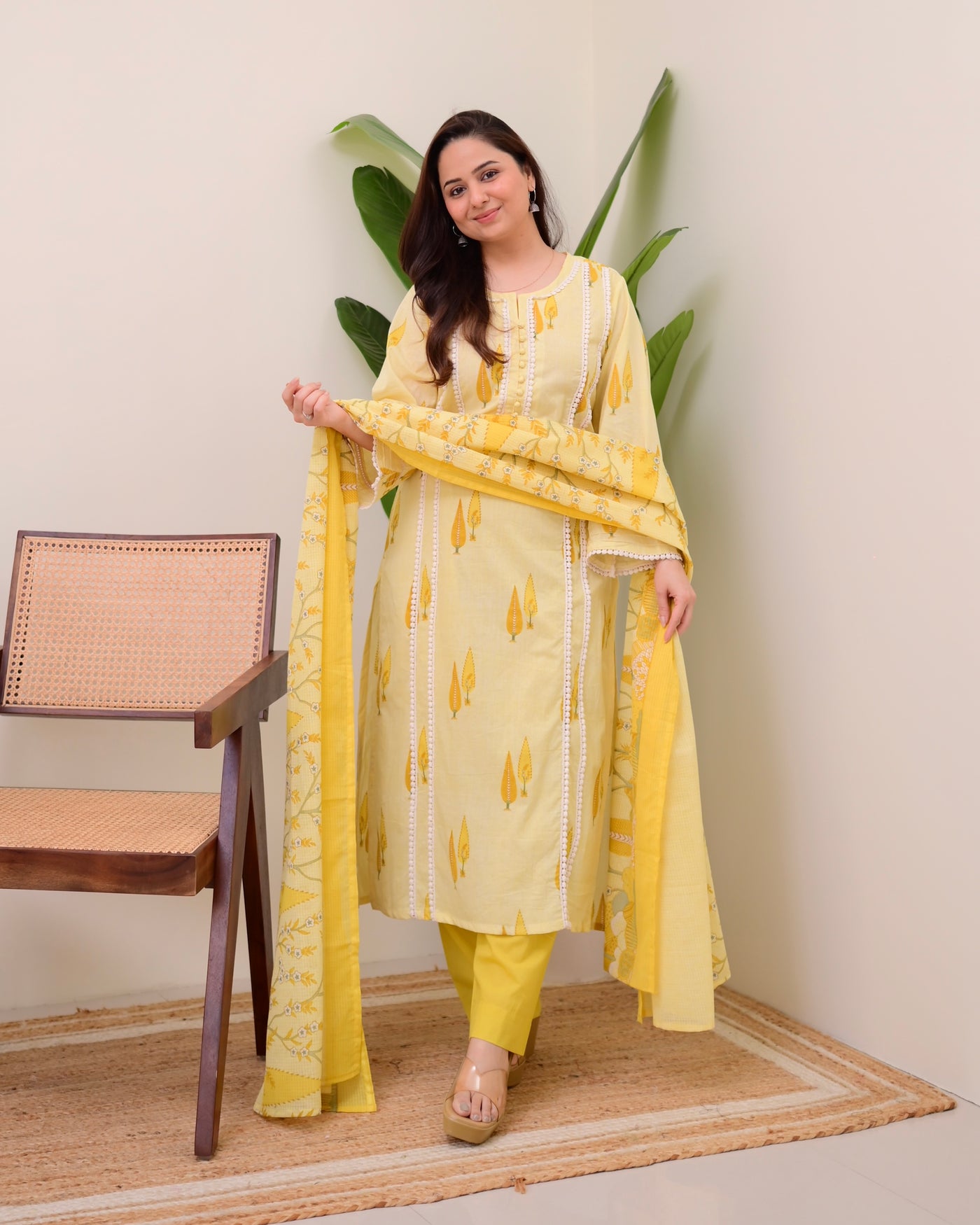 Yellow Leaf Pakistani Lace Cotton Suit