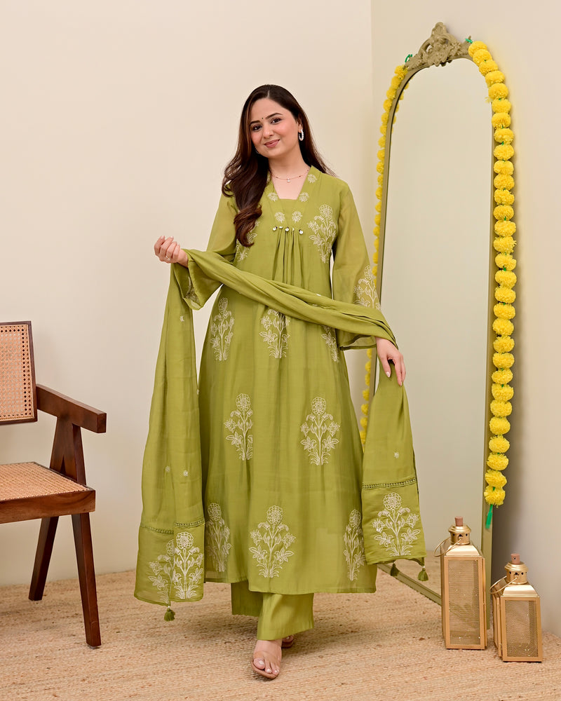 Olive Bloom Threadwork Mul Chanderi A Line Suit