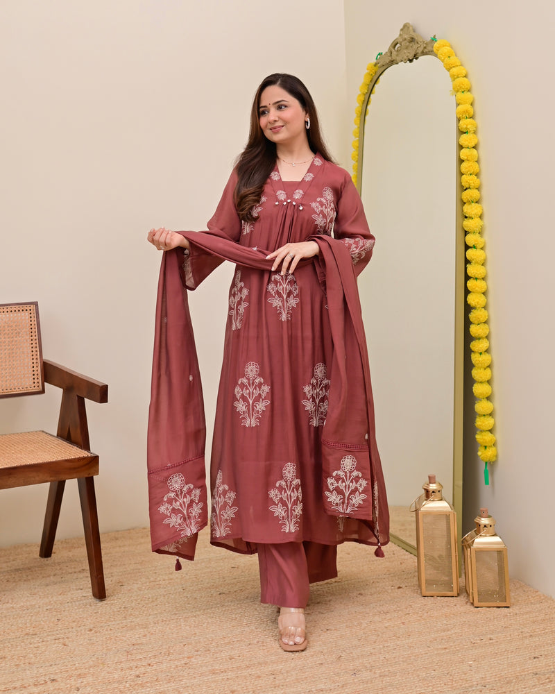 Mauve Muse Threadwork Mul Chanderi A Line Suit