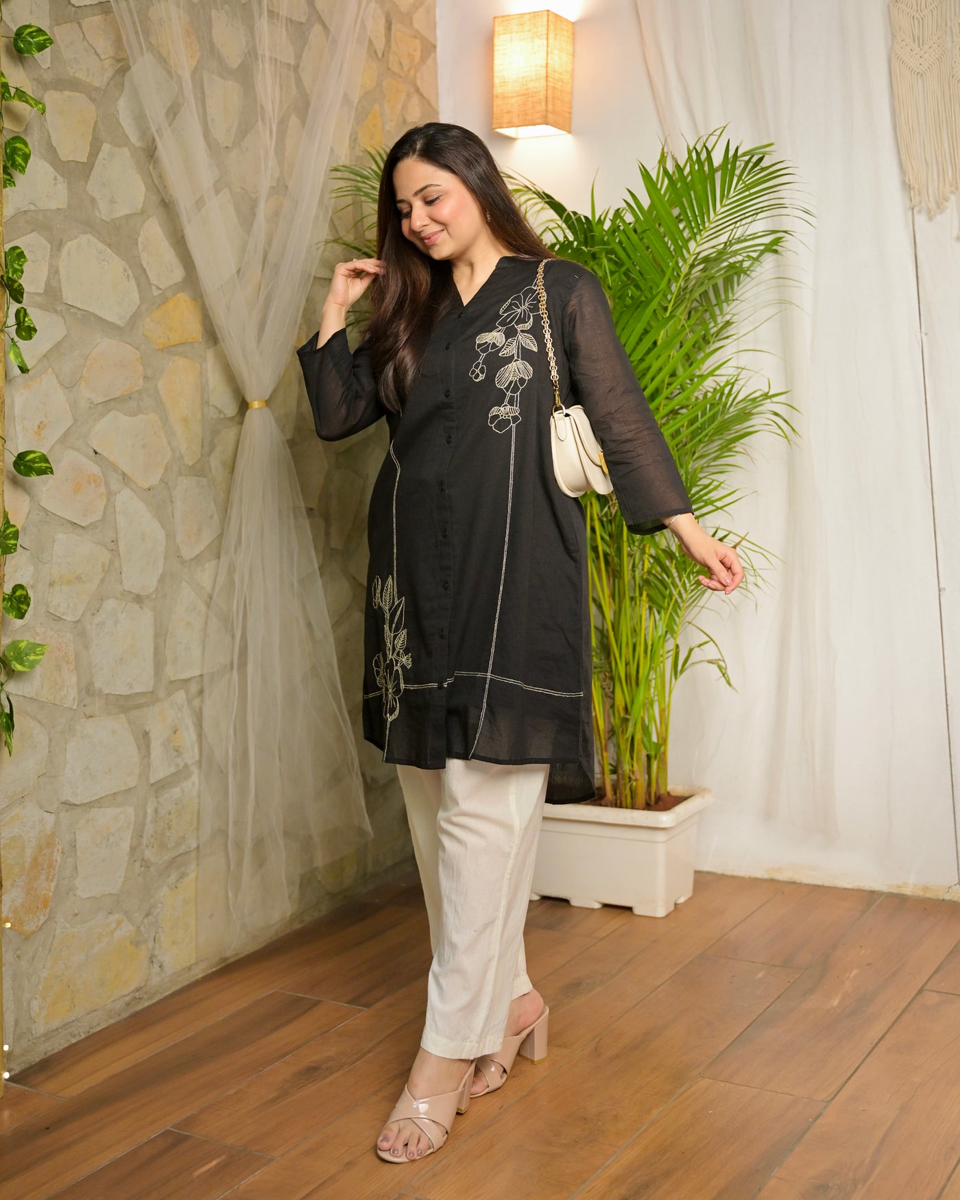 Black Orchid Threadwork Mul Cotton Tunic