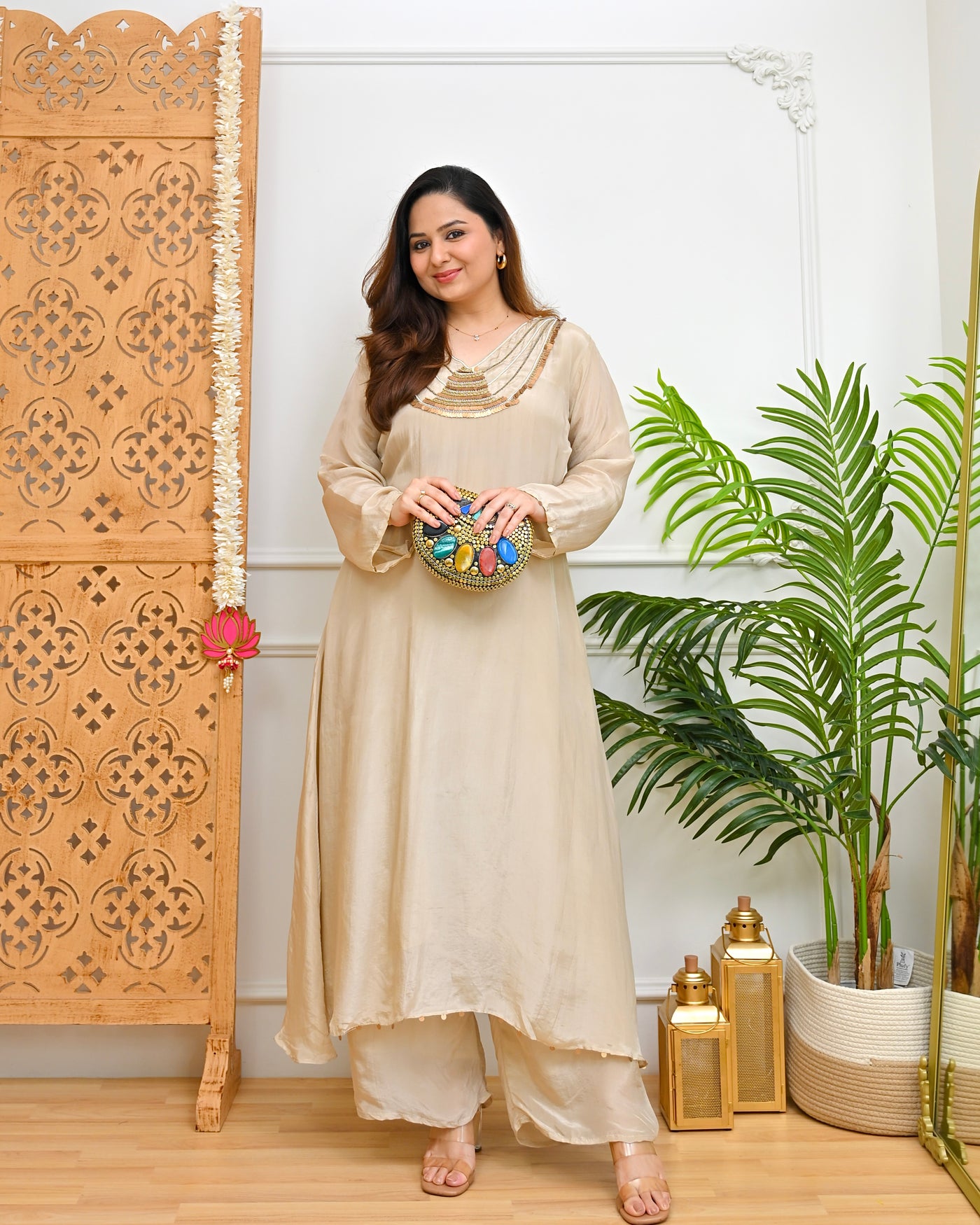 Ivory Noor Elegance Muslin Silk Festive Kurta Set